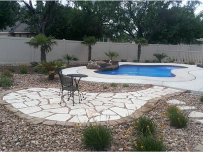 La Vernia, TX pool